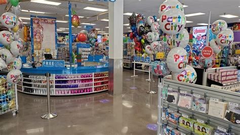 PARTY CITY .